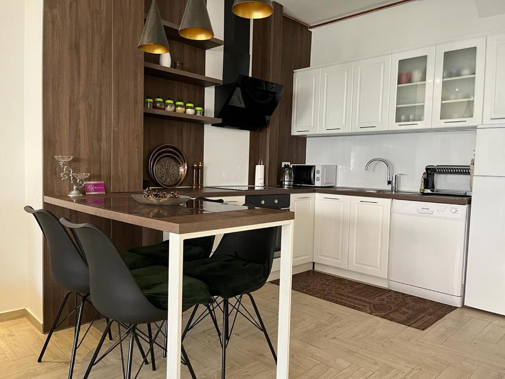 Golden Gate Apartment Sarajevo Ngoại thất bức ảnh