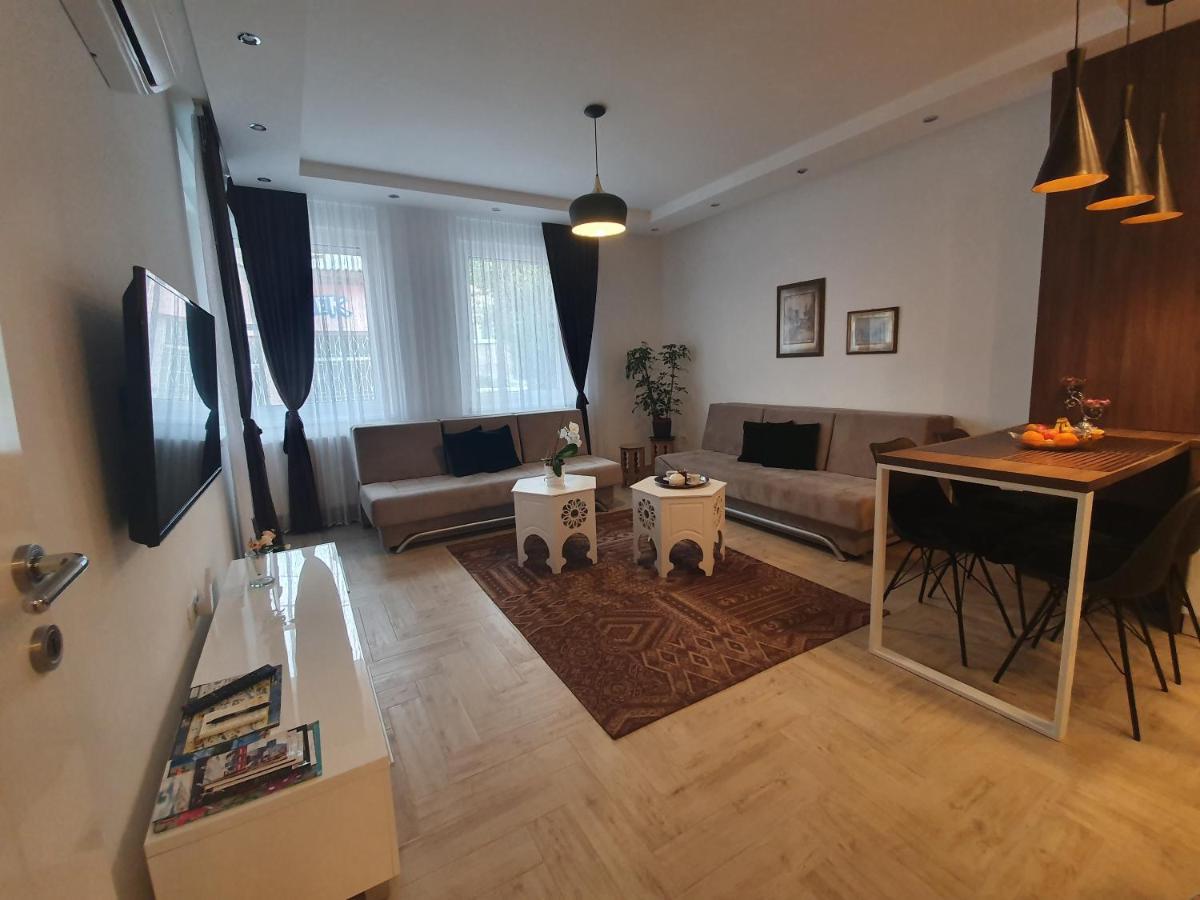 Golden Gate Apartment Sarajevo Ngoại thất bức ảnh